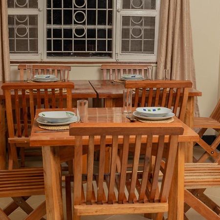Miika Guest House Entebbe Dış mekan fotoğraf